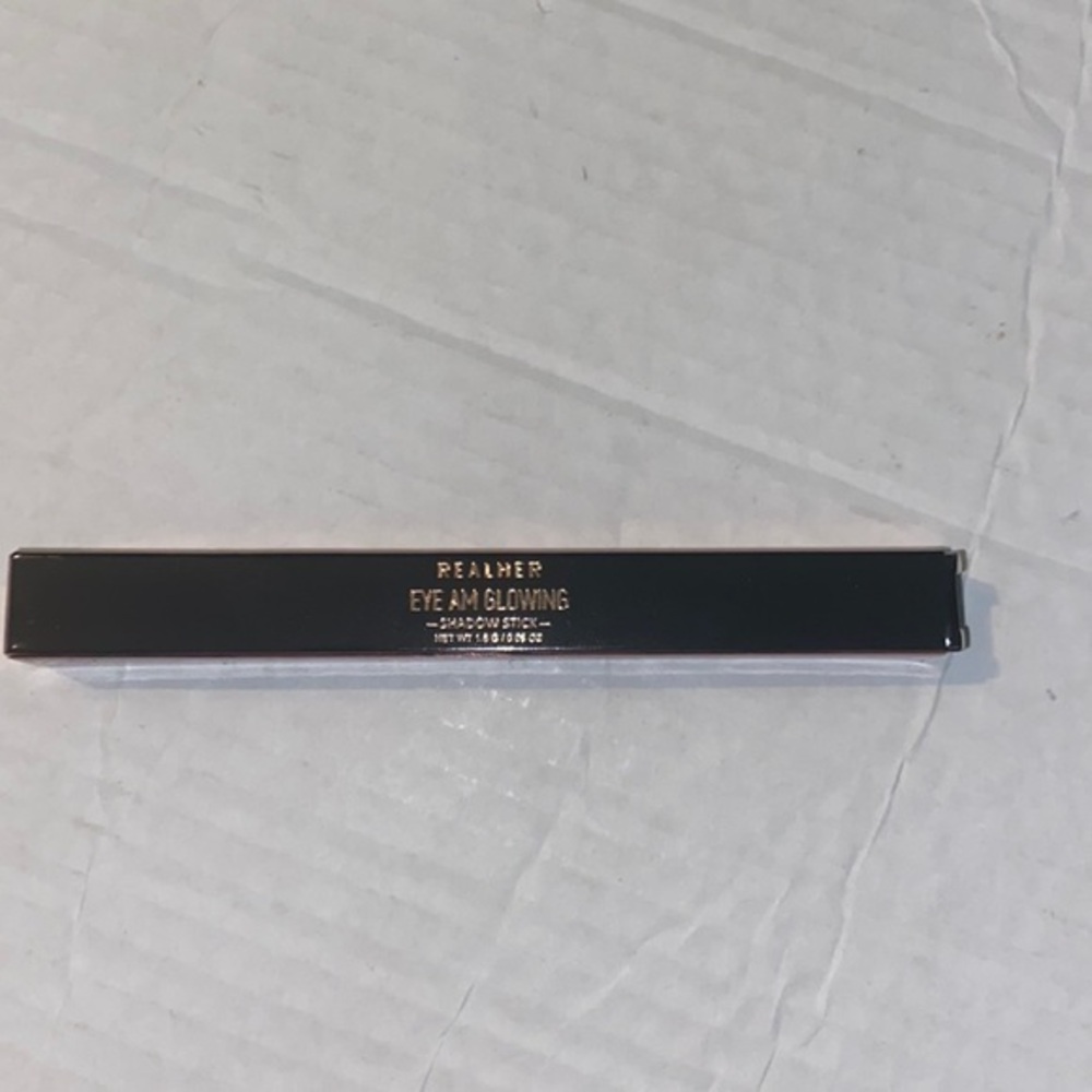 Realher eye am glowing shadow stick